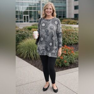 Papillon Gray Pattered Top  Tunic Round Neck Long Sleeve OS Fit Sz L